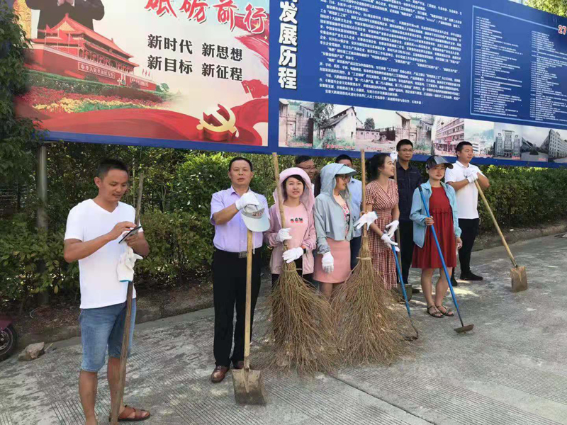 天鹅集团志愿者积极参与岳西县回笼社区网格化管理活动 助力岳西县文明城市创建